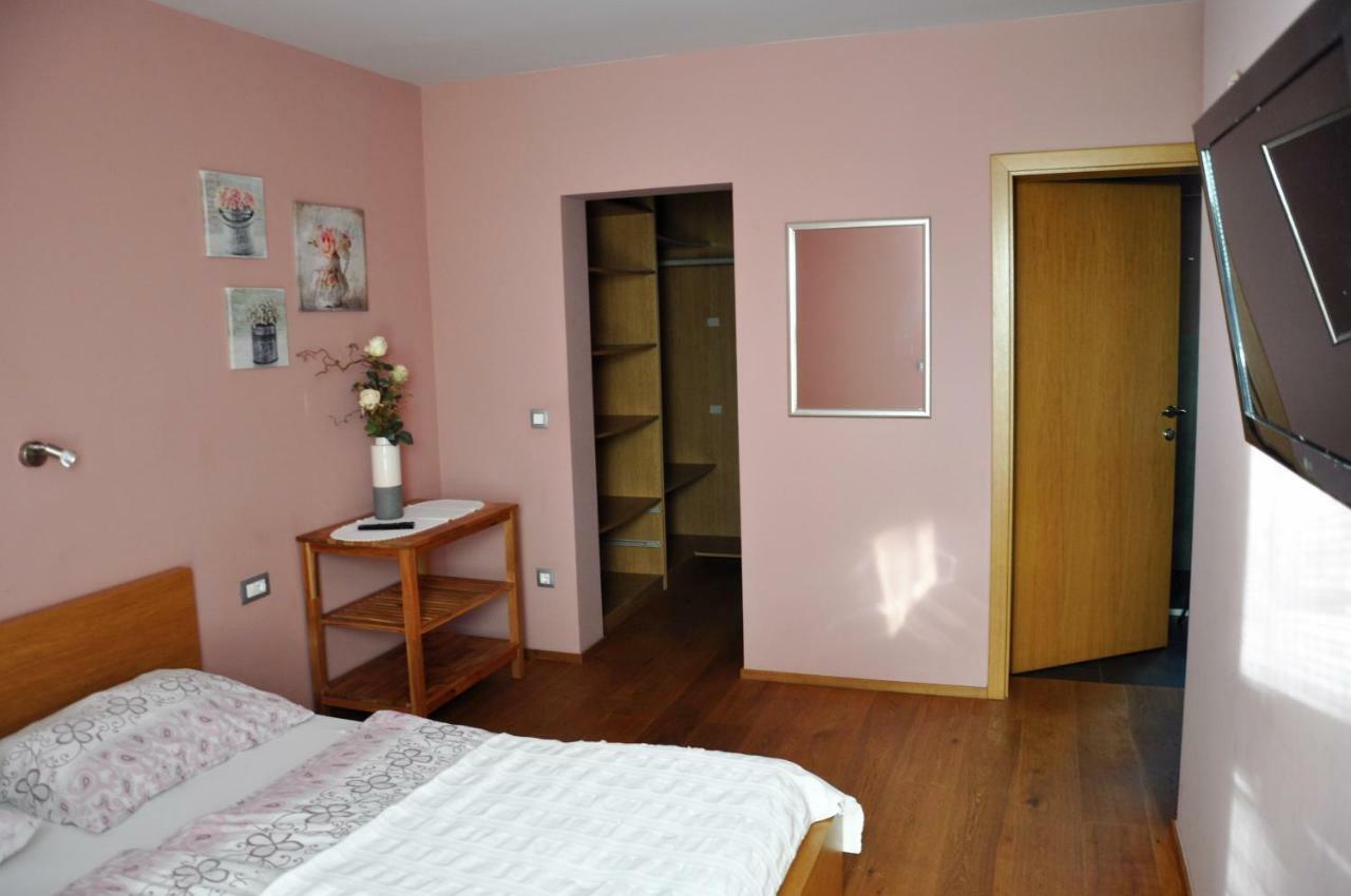 Apartma Rosa Spodnji Otok Екстериор снимка