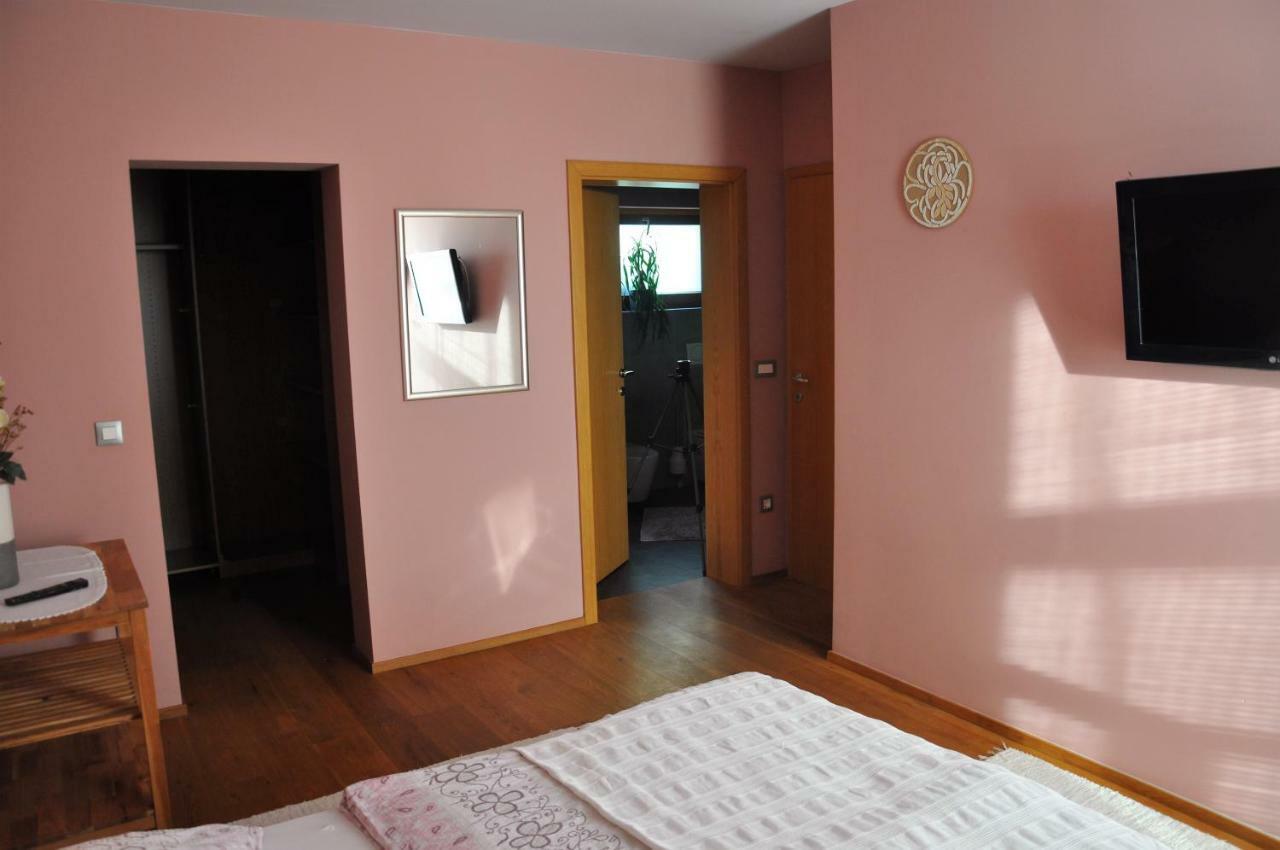 Apartma Rosa Spodnji Otok Екстериор снимка